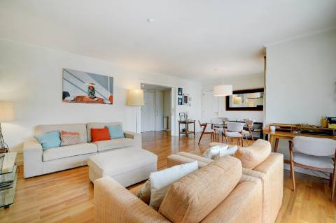 Apartamento T3 com varanda no Pinheiro Manso, Porto