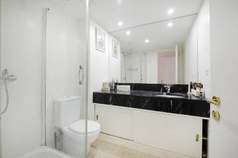 Apartamento T3 com varanda no Pinheiro Manso, Porto