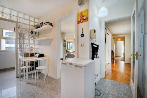 Apartamento T3 com varanda no Pinheiro Manso, Porto