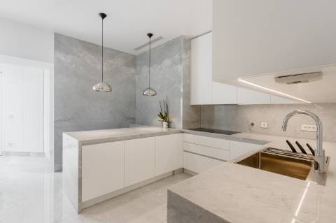 Luxuoso T4+2 junto ao Parque Eduardo VII