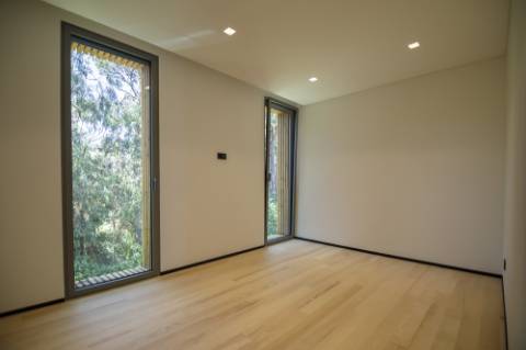 Moradia T4 com jardim e piscina em Cascais