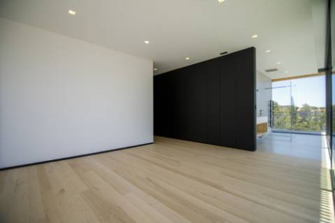 Moradia T4 com jardim e piscina em Cascais