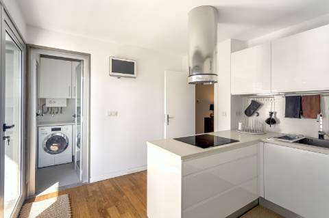 Penthouse Duplex T3 + 1 com Terraços Privativos, piscina e Vista Mar em Cascais