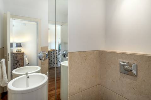 Penthouse Duplex T3 + 1 com Terraços Privativos, piscina e Vista Mar em Cascais