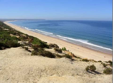 Terreno Urbano na Falésia da Caparica