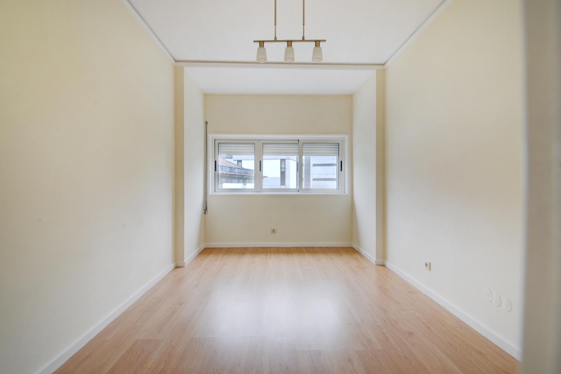 Apartamento T3 no Campo Alegre - Localização Premium com Excelentes Acessos