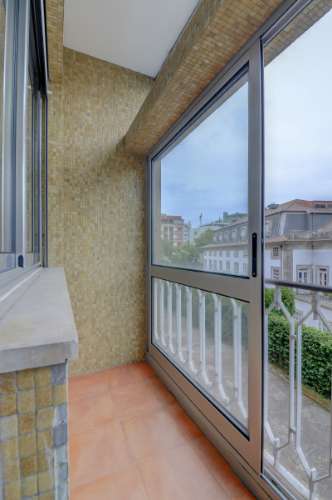 Apartamento T3 no Campo Alegre - Localização Premium com Excelentes Acessos