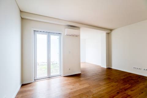 Estúdio com logradouro, novo a estrear localizado em Santo Amaro, Alcântara