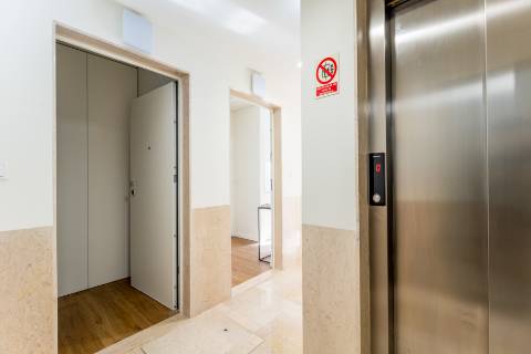 Estúdio com logradouro, novo a estrear localizado em Santo Amaro, Alcântara