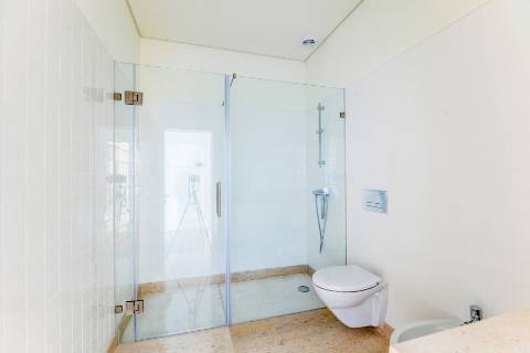 Estúdio, novo a estrear com varanda localizado em Santo Amaro, Alcântara