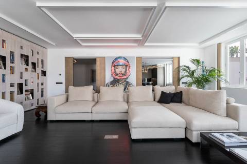 Apartamento T4 no Chiado com vista e garagem