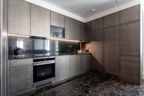 Apartamento T4 no Chiado com vista e garagem