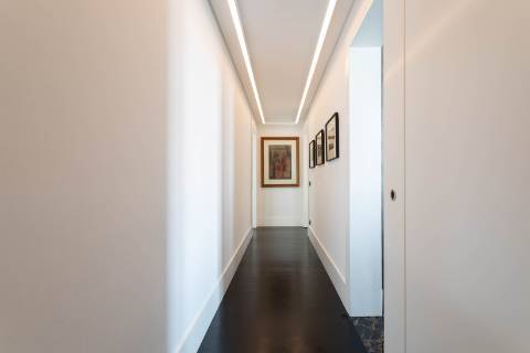 Apartamento T4 no Chiado com vista e garagem