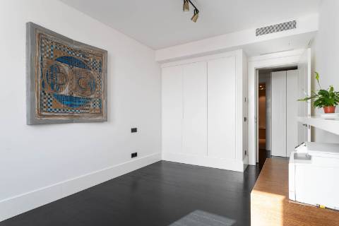 Apartamento T4 no Chiado com vista e garagem