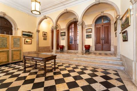 Imponente Palacete no Principe Real