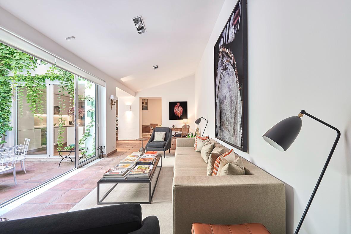 Apartamento T1 totalmente mobilado e equipado no Largo do Carmo - Chiado