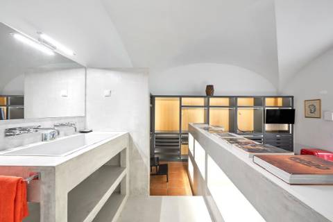 Apartamento T1 totalmente mobilado e equipado no Largo do Carmo - Chiado