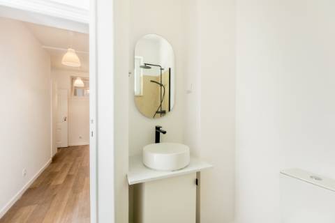 Charmoso apartamento T1+1 com jardim privativo no Príncipe Real