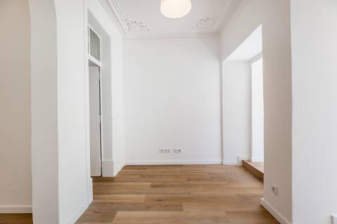 Charmoso apartamento T1+1 com jardim privativo no Príncipe Real