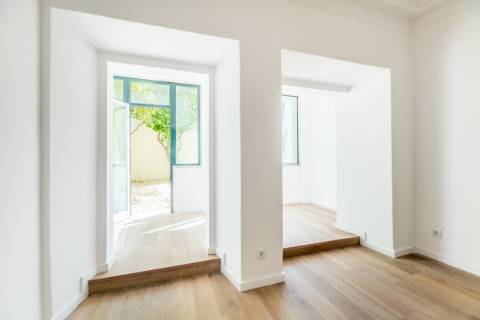 Charmoso apartamento T1+1 com jardim privativo no Príncipe Real