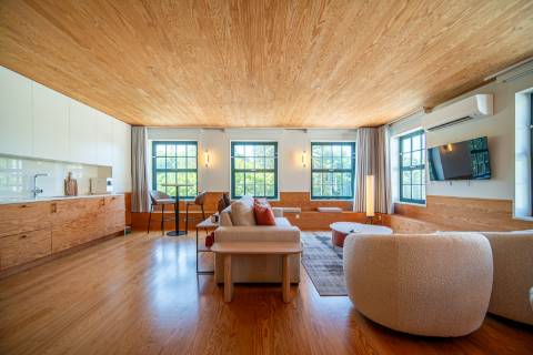 Edifício totalmente renovado e exclusivo