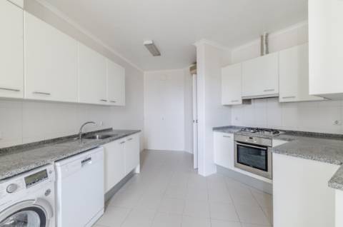 Apartamento T2 nas Av Novas, Saldanha