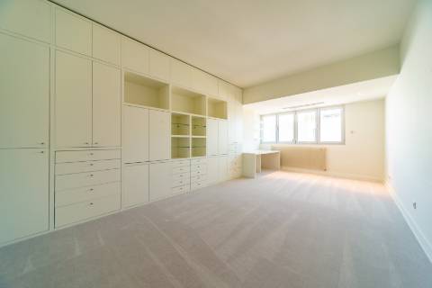 T4+2 Remodelado nas Amoreiras com vista