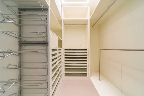 T4+2 Remodelado nas Amoreiras com vista