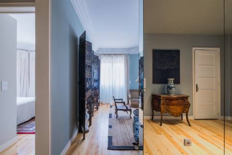 Lapa | Exclusivo Apartamento T2 com 2 Suítes e 3 Salas