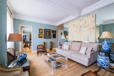 Lapa | Exclusivo Apartamento T2 com 2 Suítes e 3 Salas