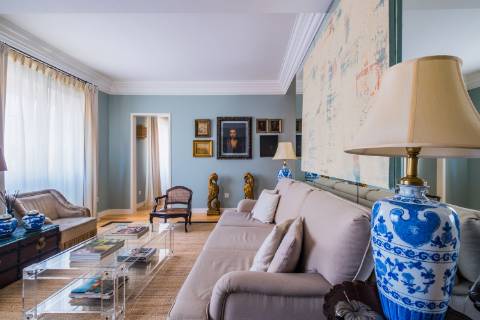 Lapa | Exclusivo Apartamento T2 com 2 Suítes e 3 Salas