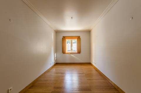 Apartamento com terraço privado e garagem na Lapa!