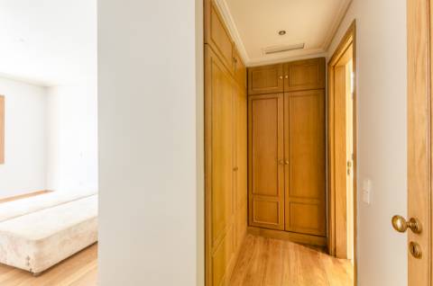 Apartamento com terraço privado e garagem na Lapa!