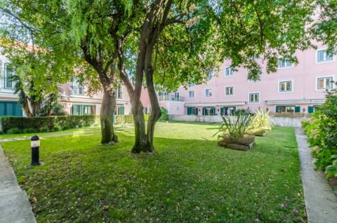 Apartamento com terraço privado e garagem na Lapa!