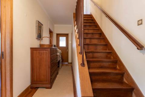 Moradia T8 com jardim e Piscina, em Galamares, Sintra