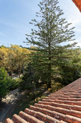 Moradia T8 com jardim e Piscina, em Galamares, Sintra