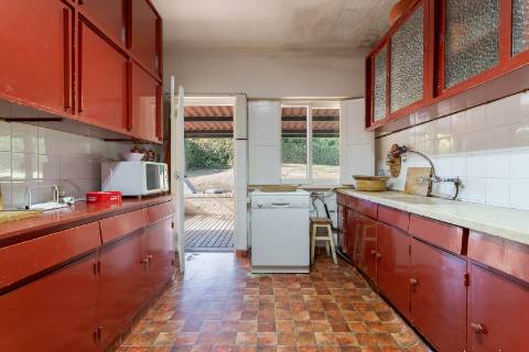 Moradia T8 com jardim e Piscina, em Galamares, Sintra