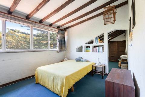 Moradia T8 com jardim e Piscina, em Galamares, Sintra