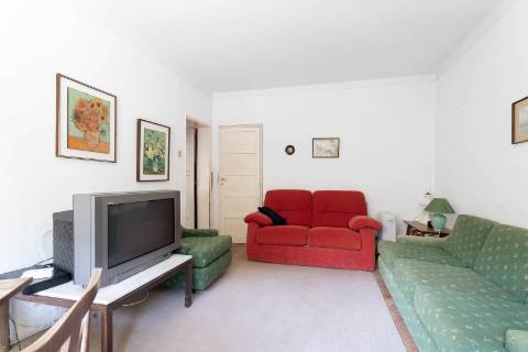 Moradia T8 com jardim e Piscina, em Galamares, Sintra