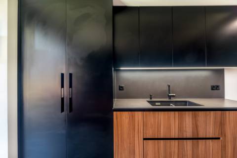 Excelente apartamento T4 com 2 terraços e estacionamento nas Amoreiras