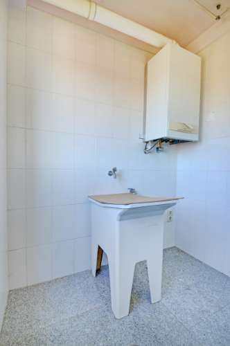 Apartamento T1+1 com Varanda e Garagem - Zona da Foz / Campo Alegre, Porto