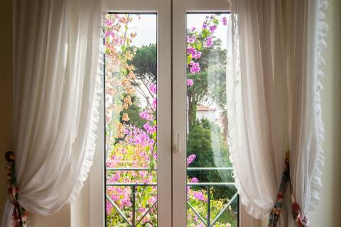 Exclusiva Moradia com 5 Quartos no Coração do Estoril