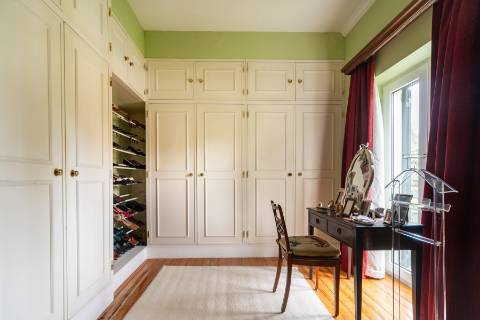 Exclusiva Moradia com 5 Quartos no Coração do Estoril