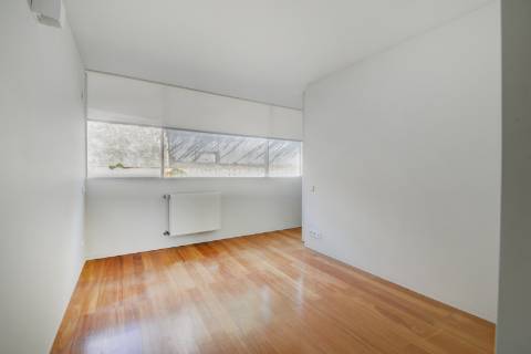 Excelente T3 em cima do Rio na Foz