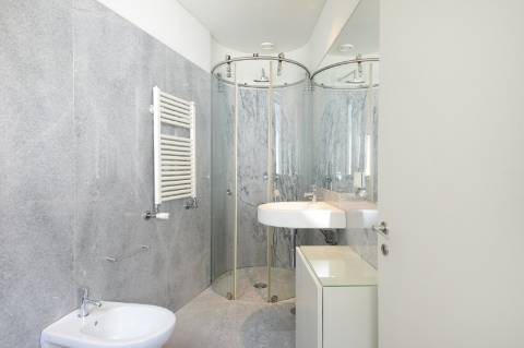 Excelente T3 em cima do Rio na Foz