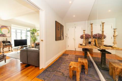 Apartamento T4 +3 com cachet na zona do Rato