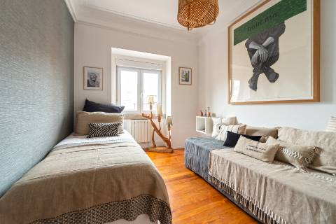 Apartamento T4 +3 com cachet na zona do Rato