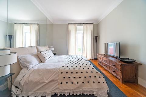 Apartamento T4 +3 com cachet na zona do Rato