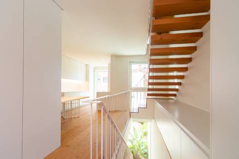 T3 com jardim e garagem. Um verdadeiro oásis no coração da Lapa