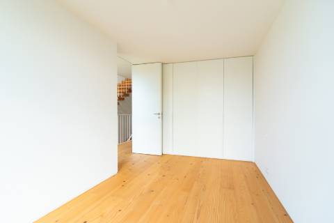 T3 com jardim e garagem. Um verdadeiro oásis no coração da Lapa